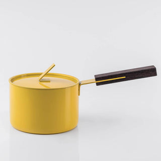 KnIndustrie The Saucepan Low Casserole with lid diam. 16 cm Buy now on Shopdecor