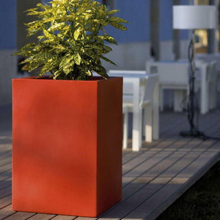 Vondom Cubo Alto vase 50x50 h.100 cm by Studio Vondom - Buy now on ShopDecor - Discover the best products by VONDOM design