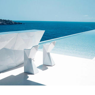Vondom Vertex stool polyethylene by Karim Rashid Buy now on Shopdecor